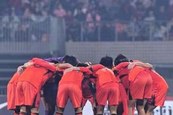中国U15对阵罗马尼亚U15，首发阵容大轮换