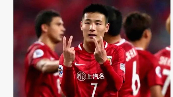 凯恩55球平莱万纪录，拜仁锋线新神迹