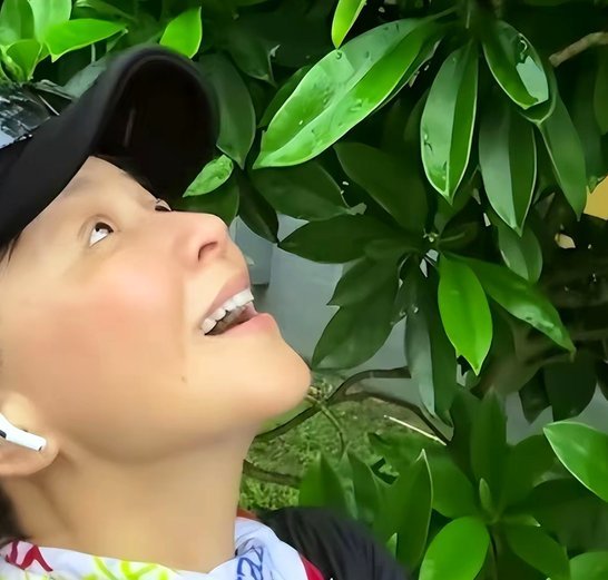向余望有太大的偶像包袱
