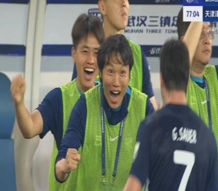 津门虎3-2逆转玉昆，基莱斯献绝杀