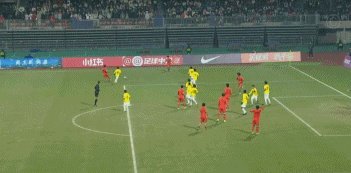 赵松源：这样的比赛，让我们体会到了国外的节奏和强度
