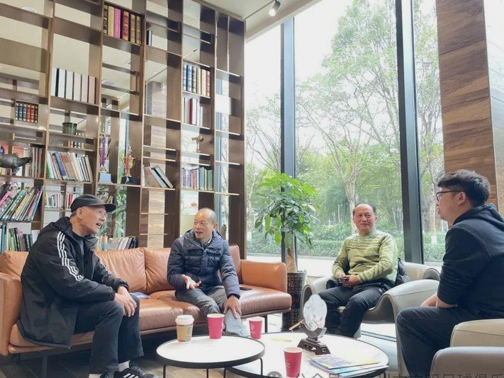 专访广州足坛名宿吕建军：青训门派之争是伪命题？