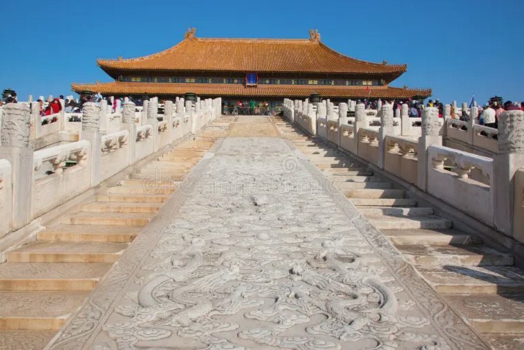 水晶宫森林报价卡马拉，摩纳哥要5000万；曼联利物浦在观望135