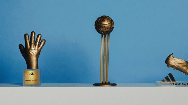 世界杯金手套！官方：乌奈-西蒙当选2026金球奖最佳门将
